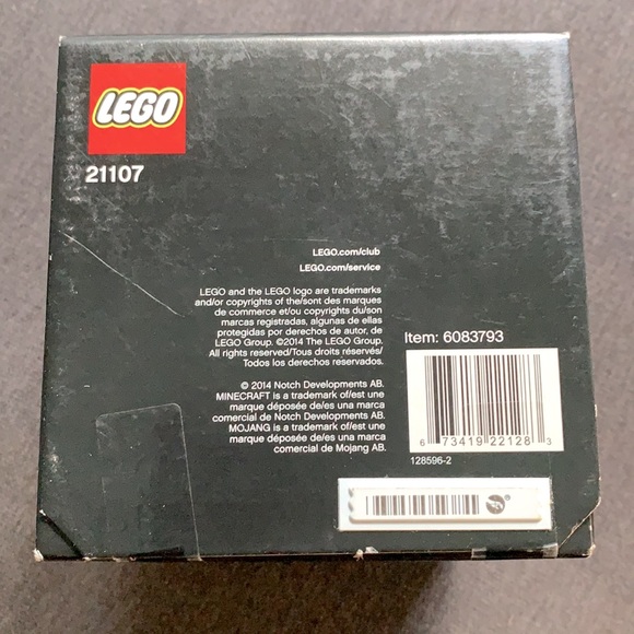 LEGO MINECRAFT Micro World - The End - Picture 3 of 6